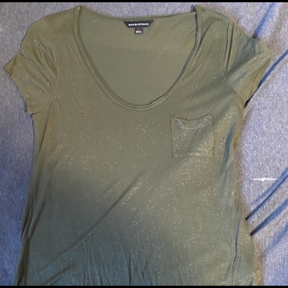 Rock & Republic Green Glitter T-Shirt
